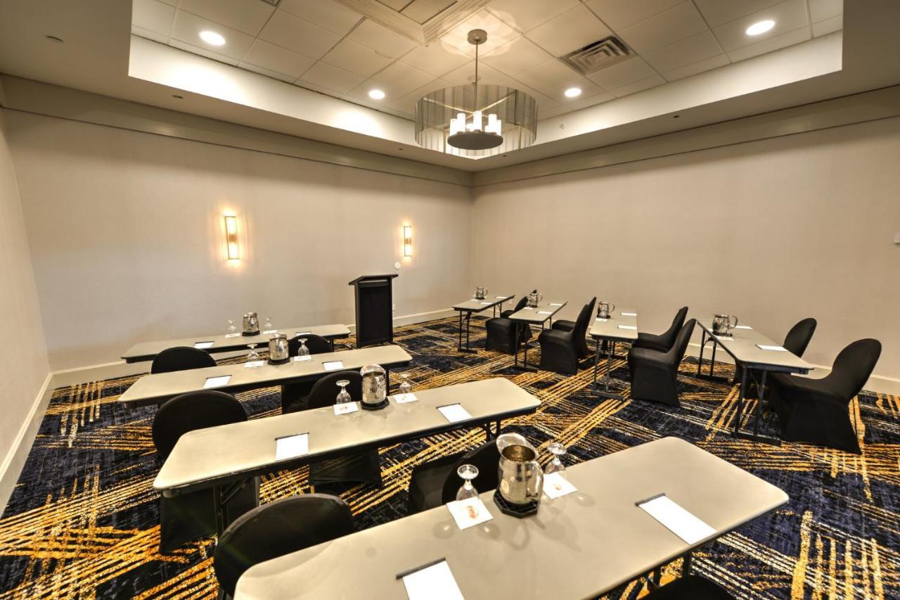 Crowne Plaza Jacksonville Airport By Ihg מראה חיצוני תמונה
